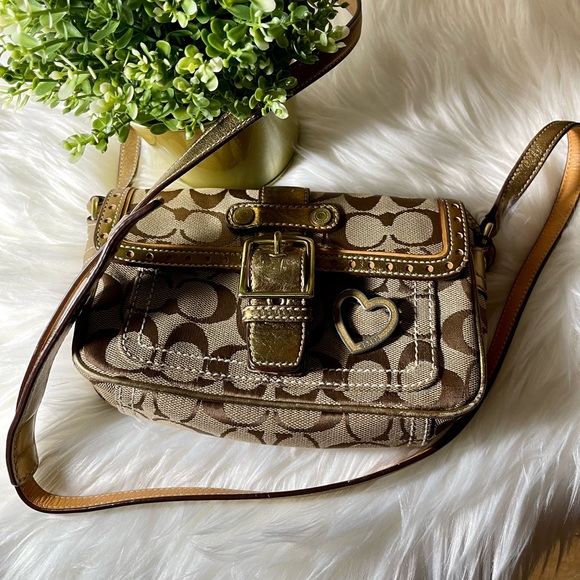 mini sling bag coach